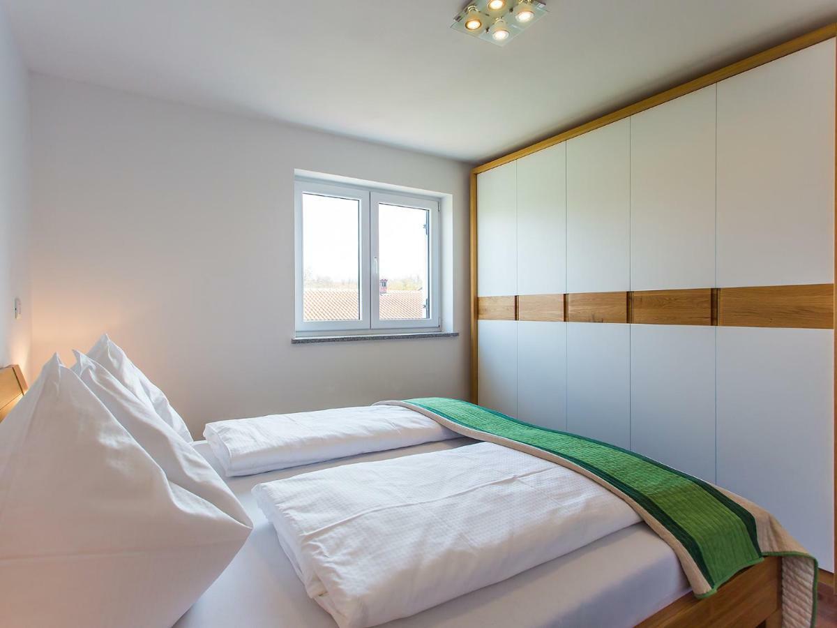 Apartment Maestral Porec Exterior photo