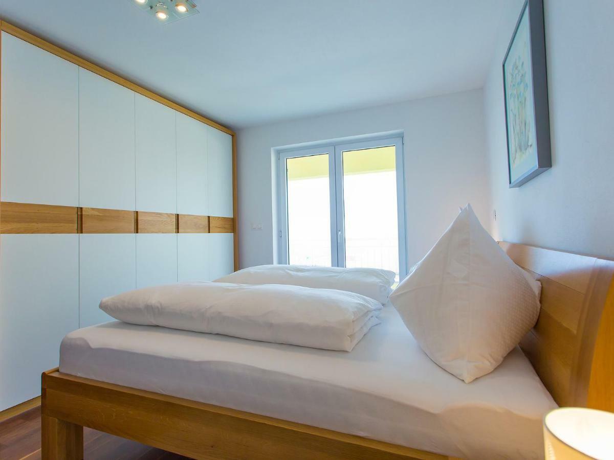 Apartment Maestral Porec Exterior photo